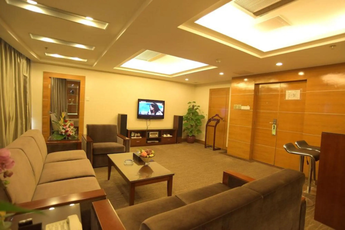 Yihe Hotel Ouzhuang