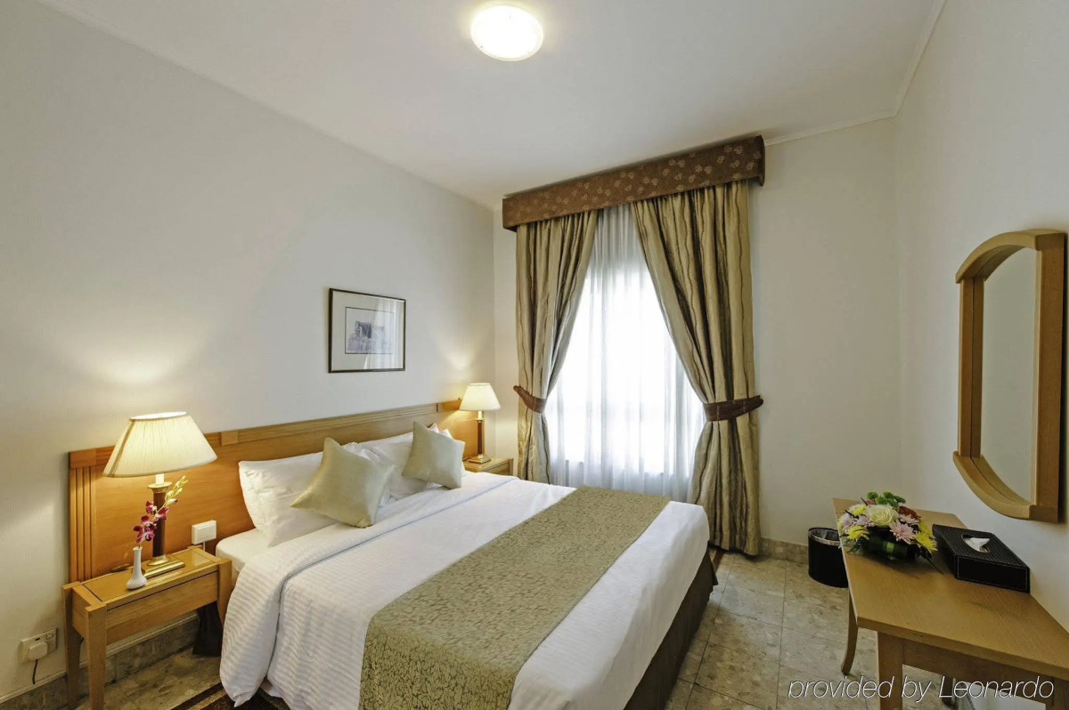 Отель Al Bustan Center & Residence