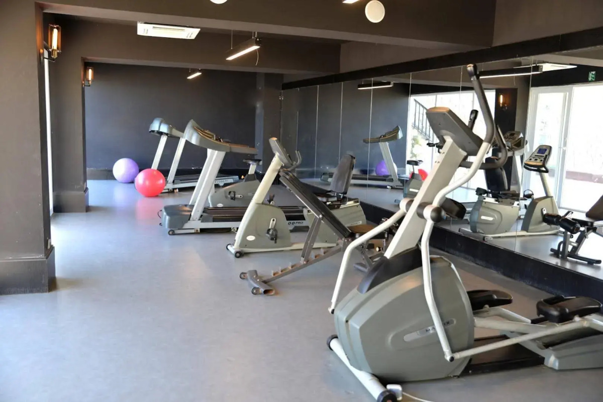 Le Bleu Hotel & Resort