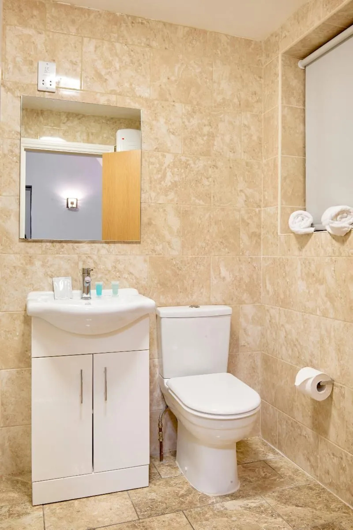 Belvilla Ilford Hill Hotel London