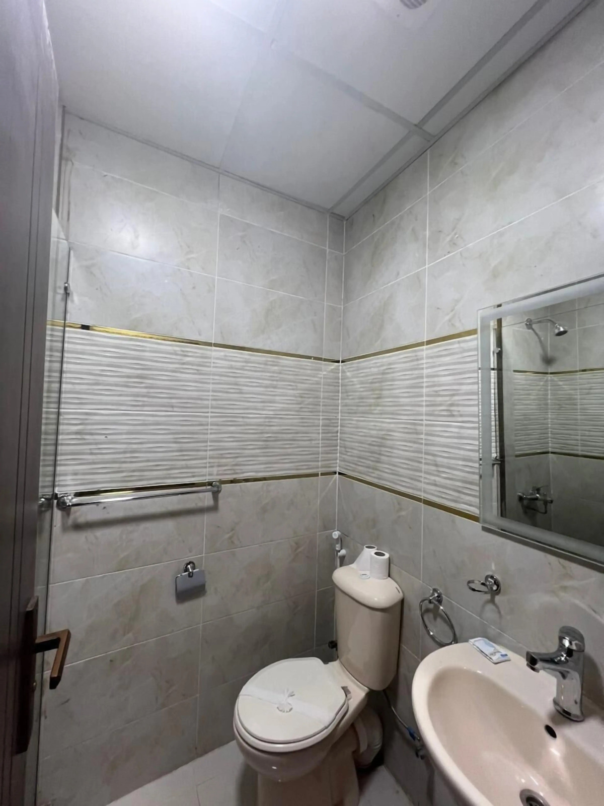 Rotana Palace Suites