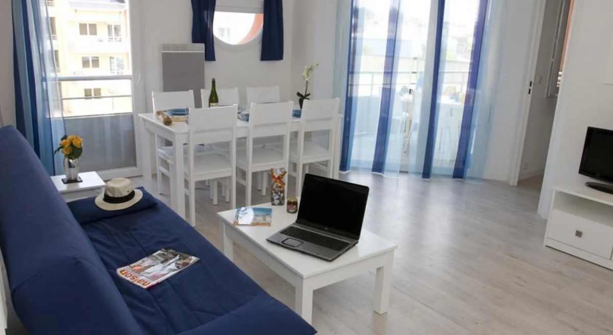 Adonis Grandcamp - Les Isles de Sola