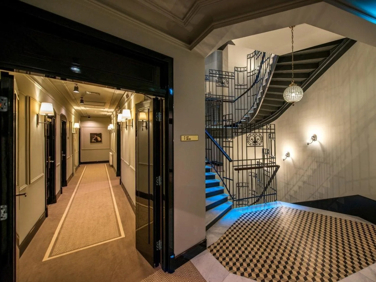 Отель «Астория»