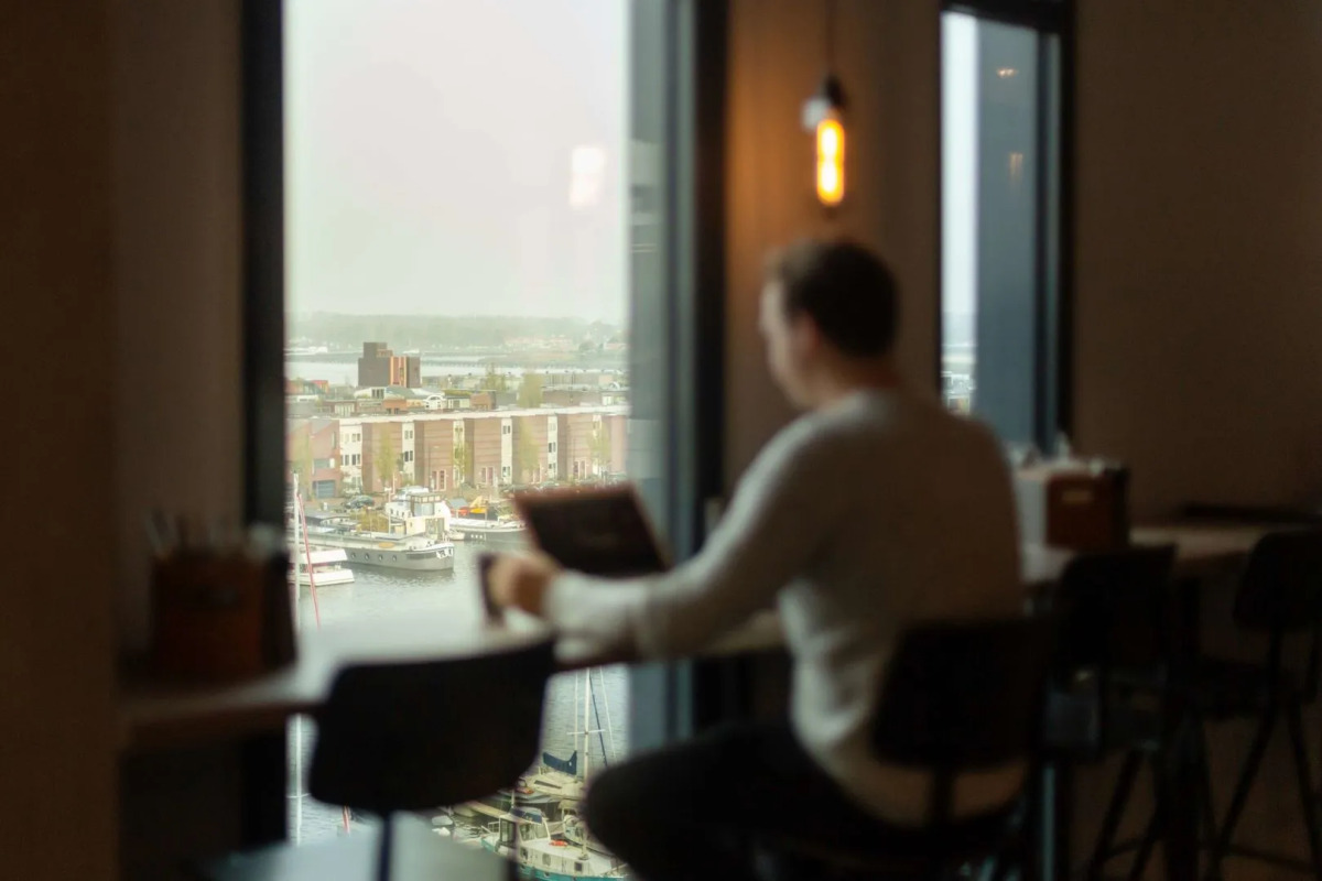 Holiday Inn - the niu, Fender Amsterdam by IHG