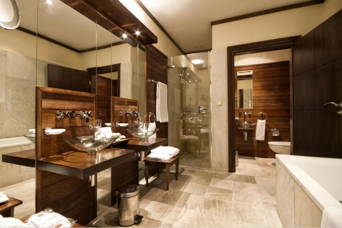 Mamaison Le Regina Boutique Hotel