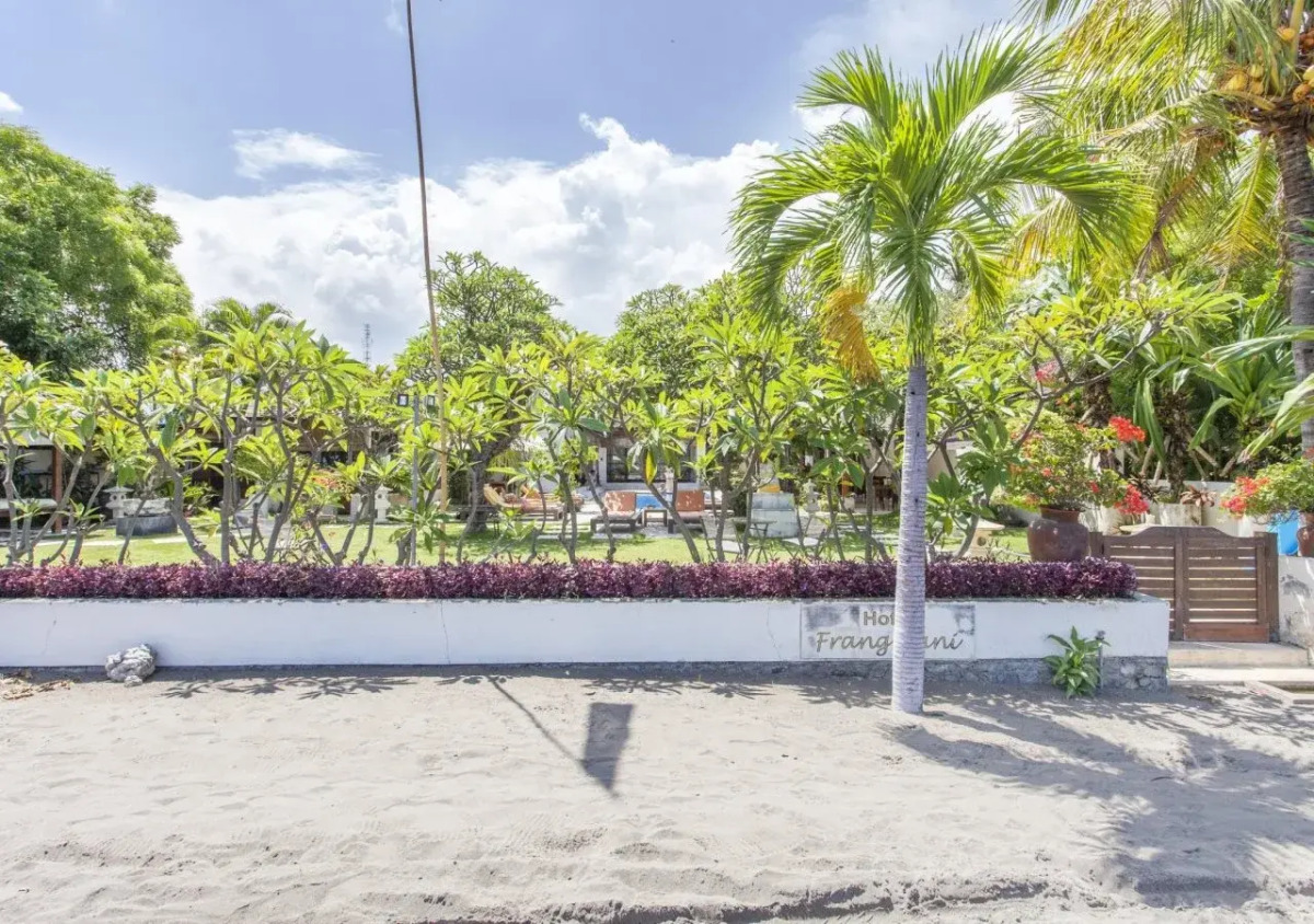 Frangipani Beach Hotel