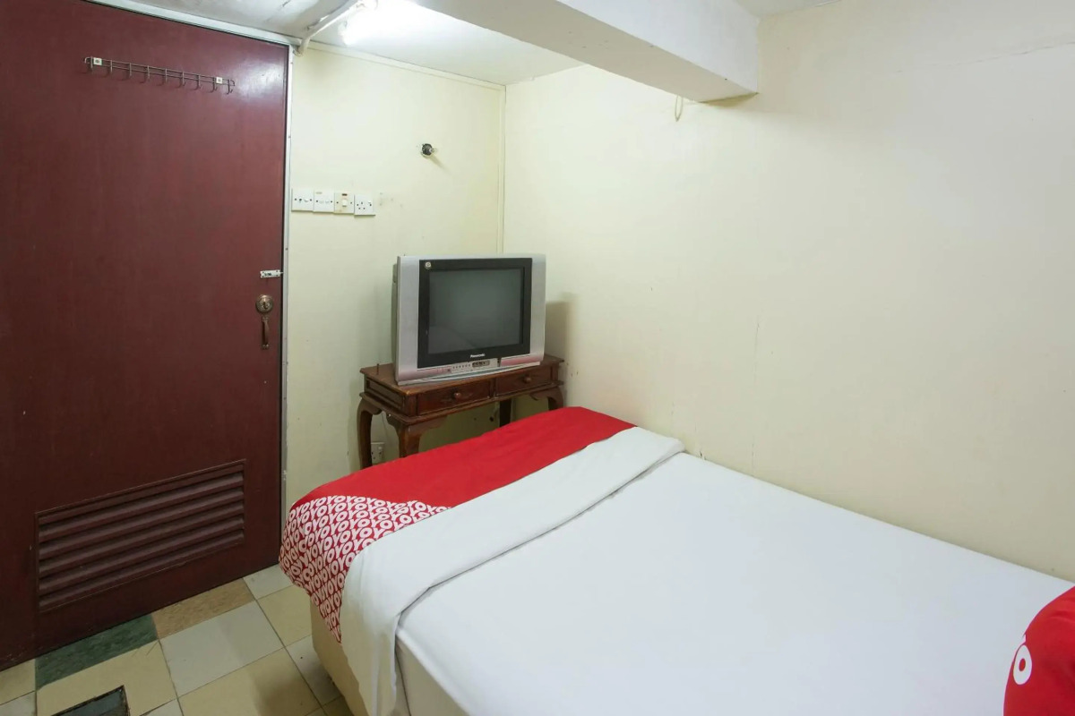 SPOT ON 90137 Casavilla Hotel Pudu