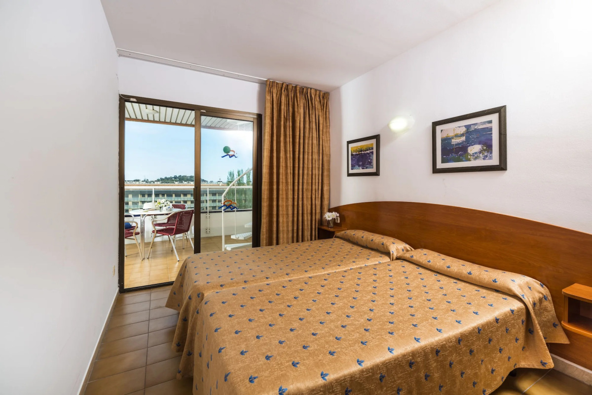 Aparthotel Costa Encantada