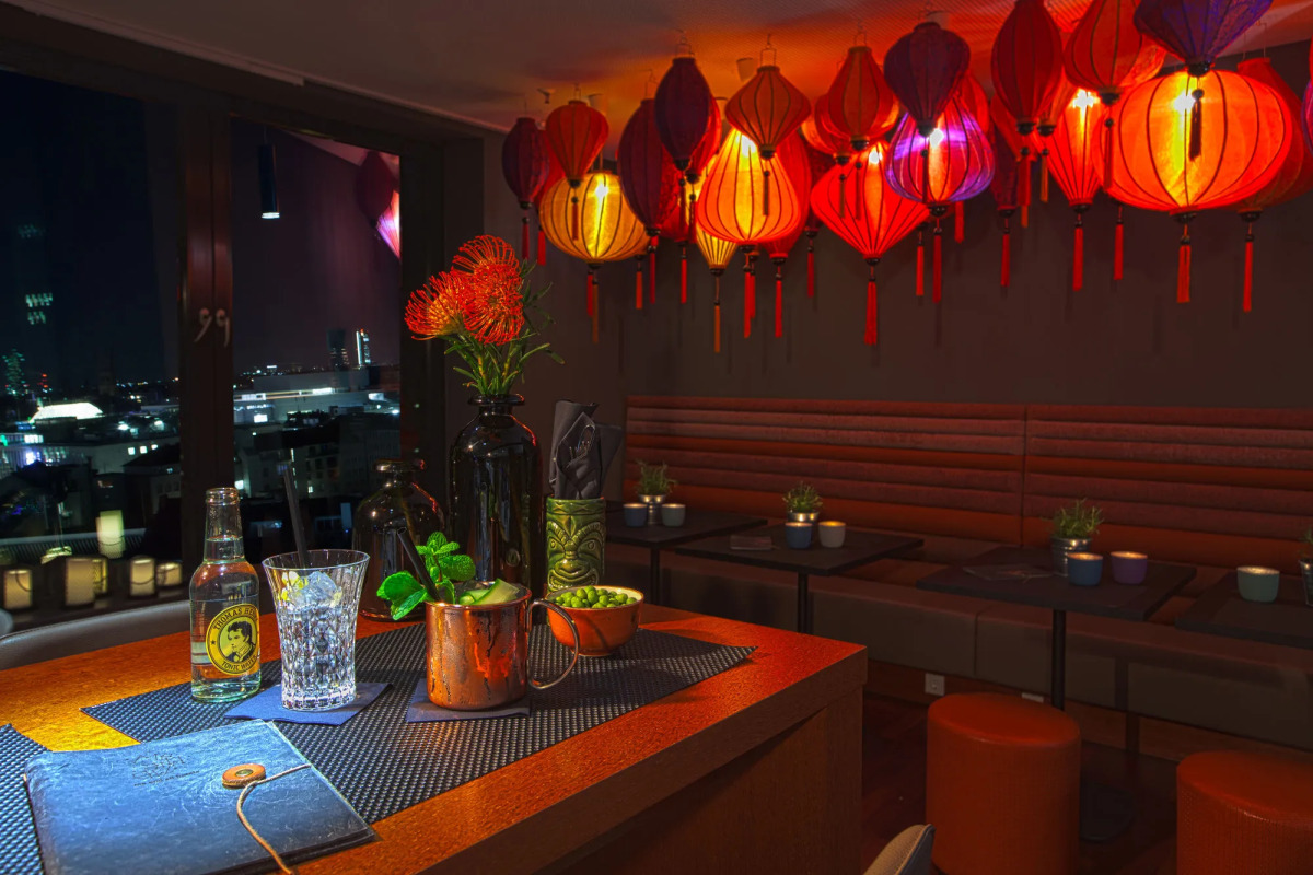 Me and All Hotel Dusseldorf, by Hyatt