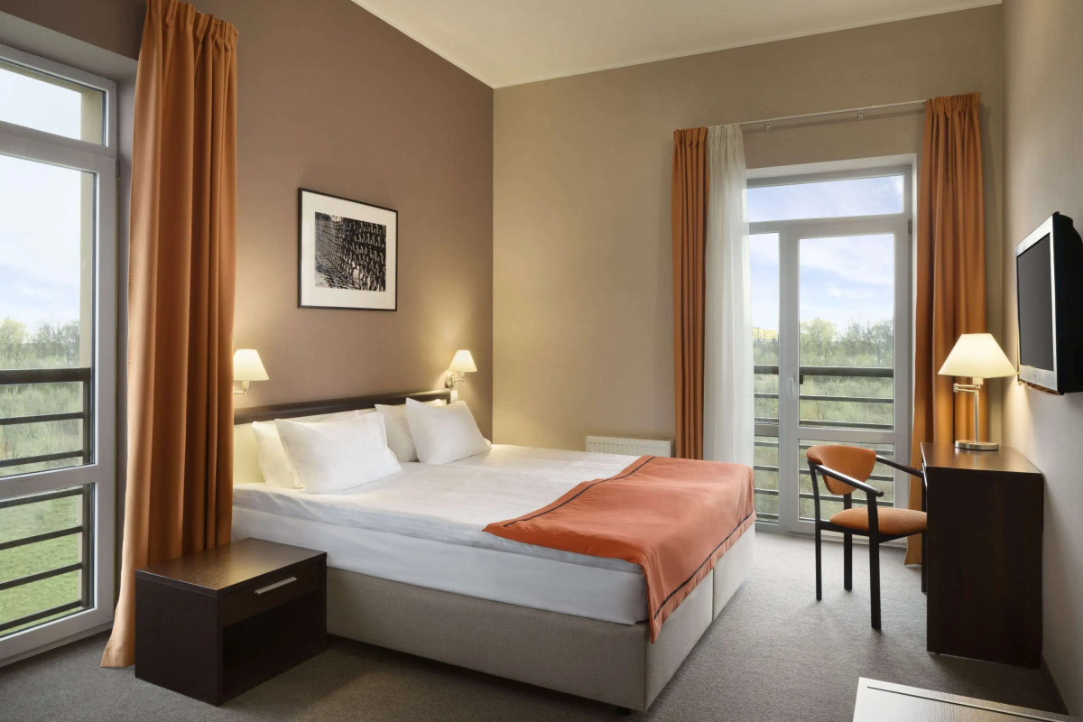 Отель Ramada by Wyndham Львов