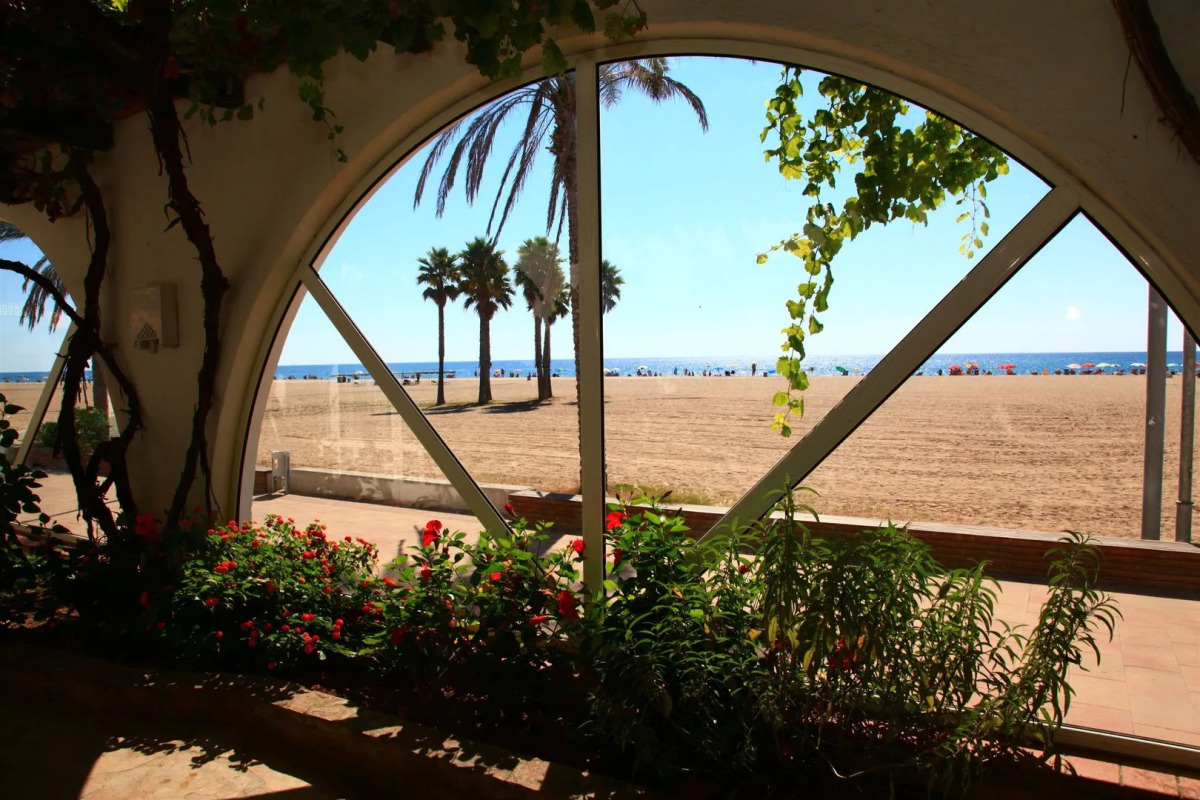 Отель 4R Gran Europe