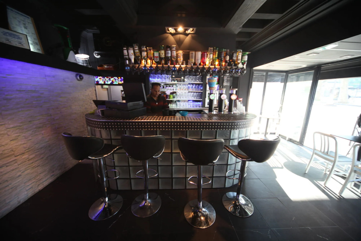 Peace & Love - Hostel