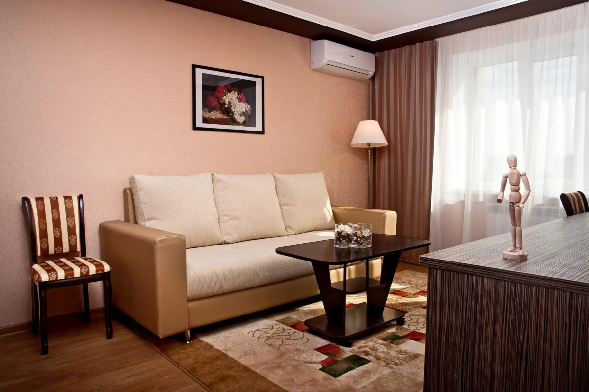 Отель Горняк