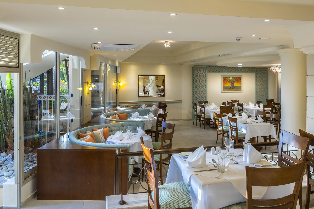 Aquamare Beach Hotel & Spa