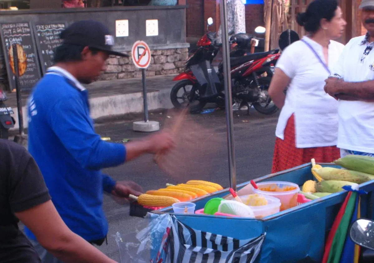 Puri Naga Beachfront Cottages