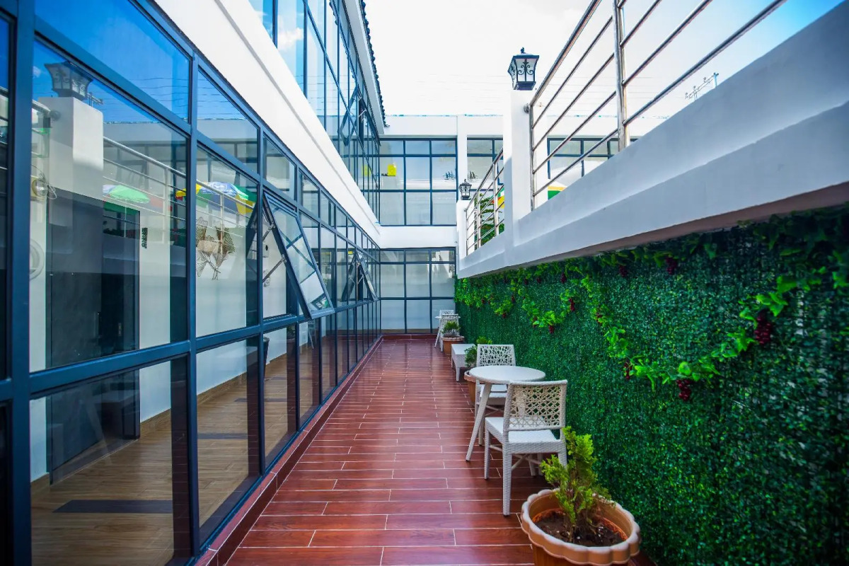 Erus Suites Hotel Boracay