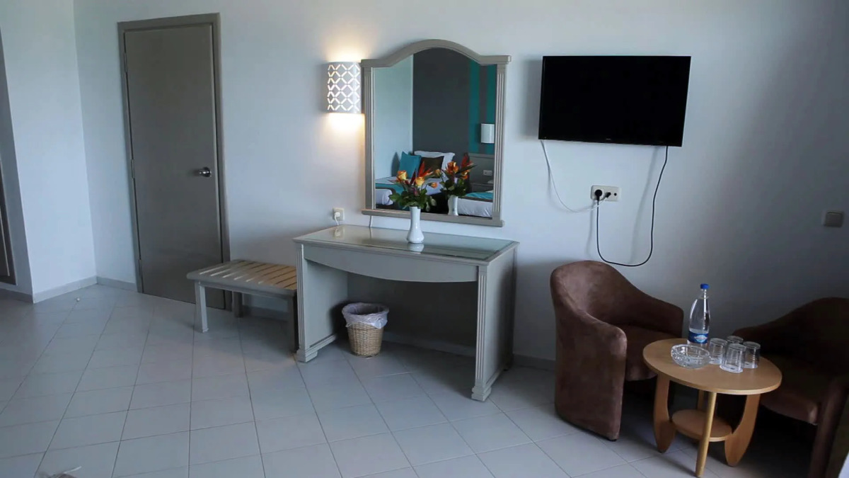 Курортный отель Riadh Palms Resort & Spa