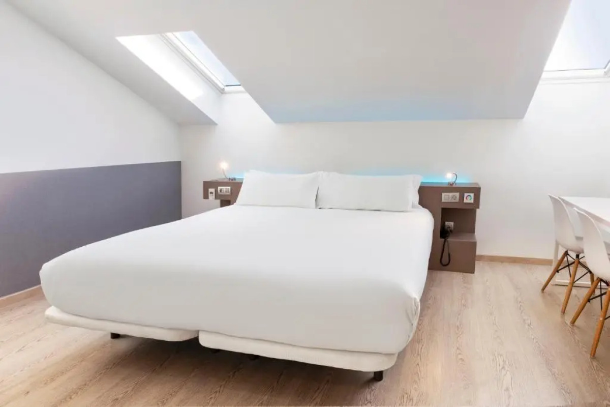 B&B Donostia San Sebastián Aeropuerto Hotel 