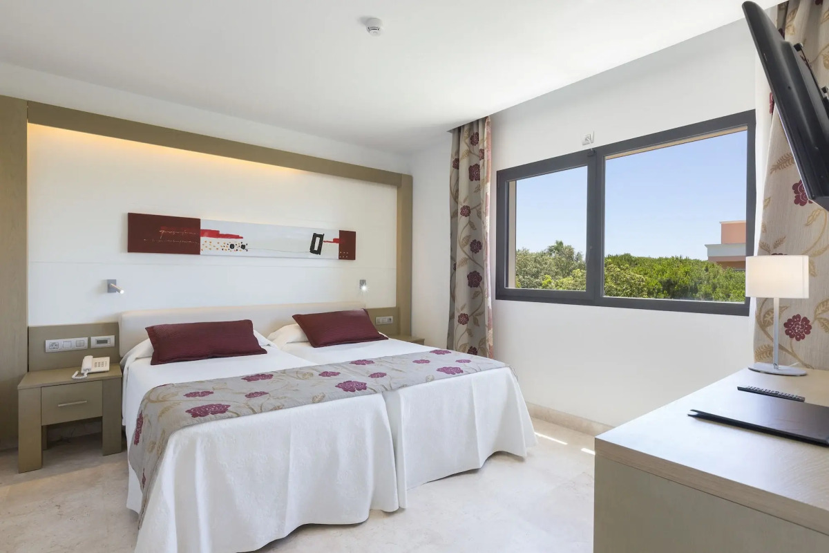 Отель Hipotels Barrosa Garden