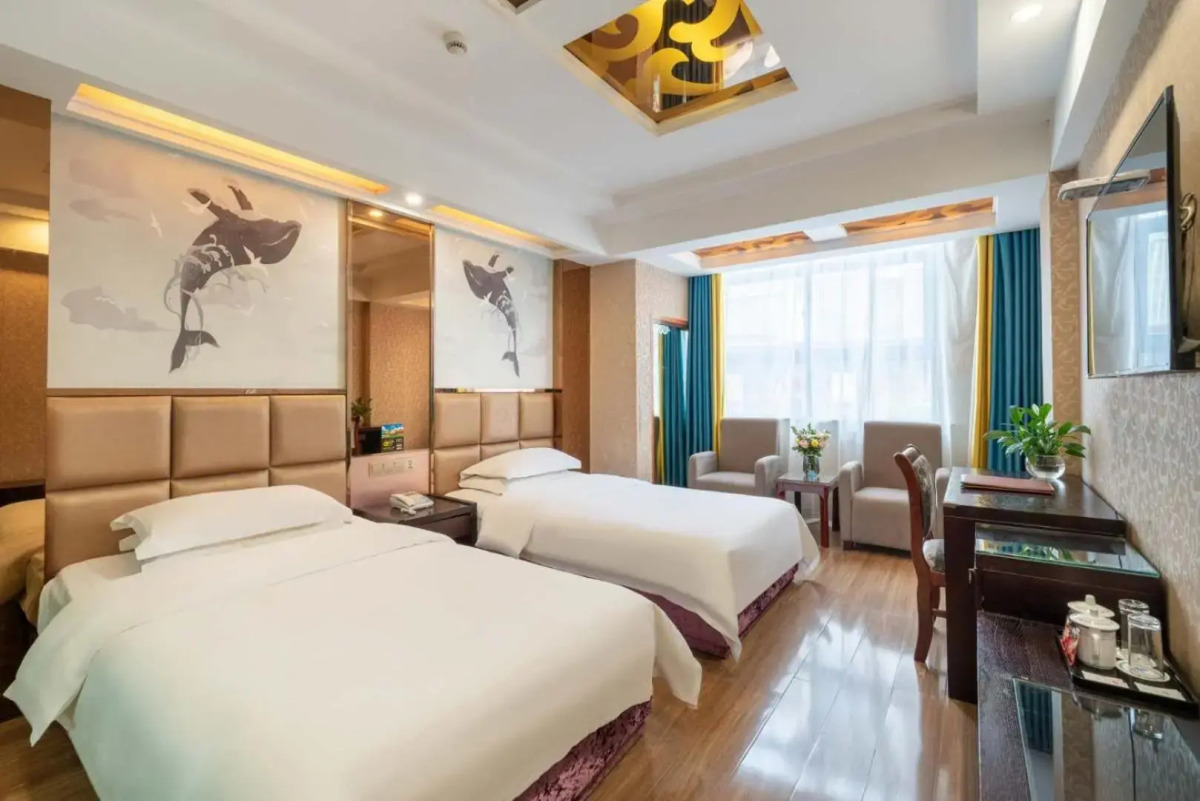 Yiwu Yuejia Business Hotel