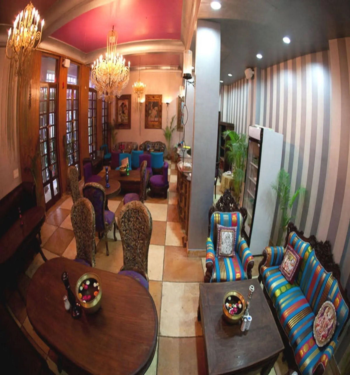 Jyoti Mahal A Royal Heritage Hotel - 5 Mins from New Delhi Railway station & 2Mins From Metro