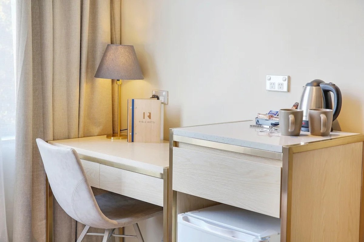 BreakFree on Broadway Sydney