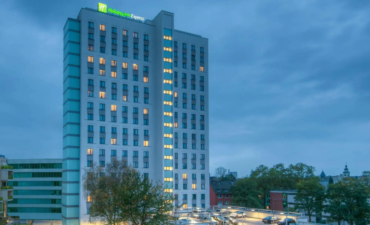Premier Inn Cologne City Sud Hotel