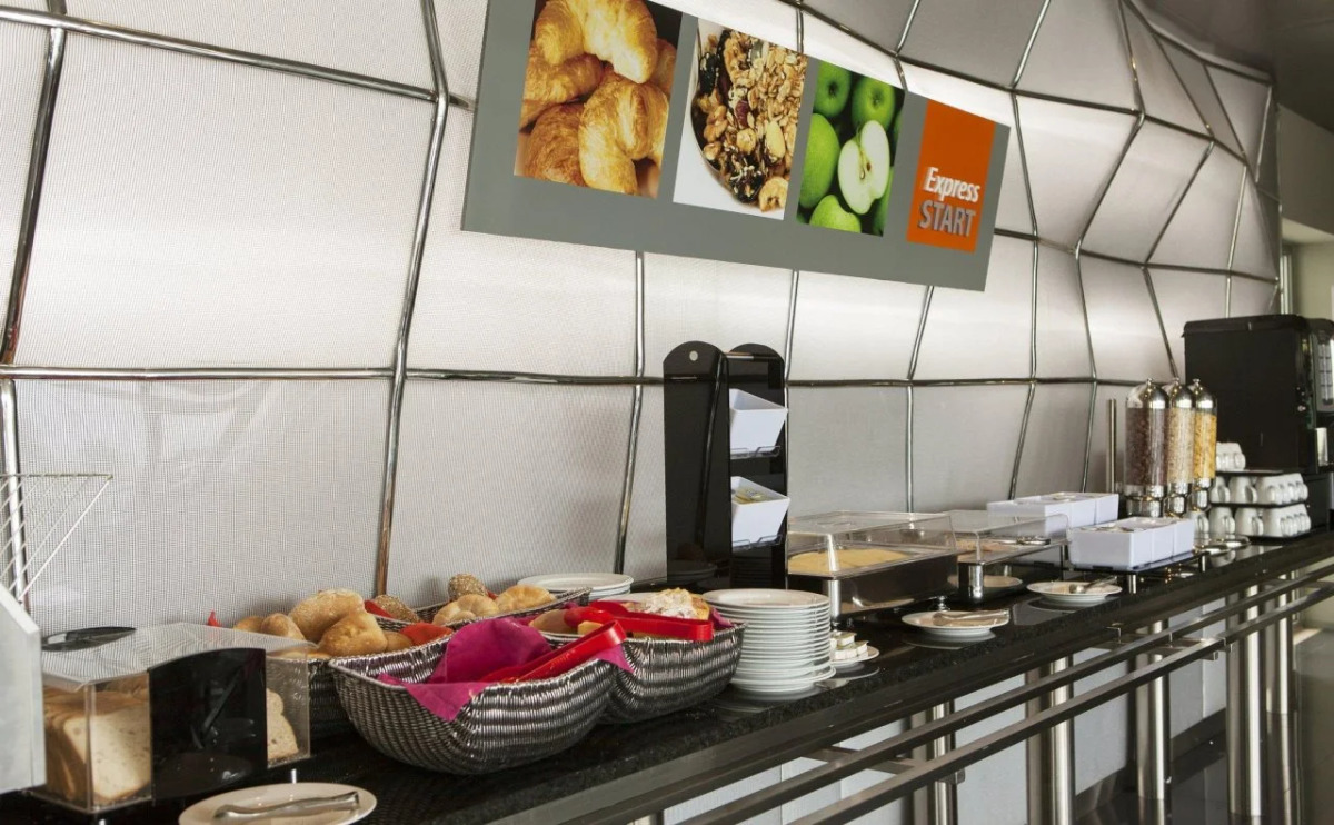 Holiday Inn Express Lisbon - Alfragide by IHG