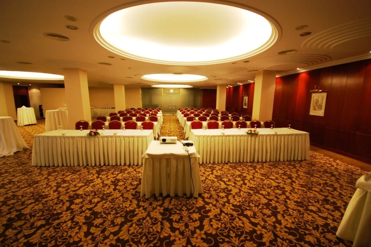 Ege Palas Business Hotel