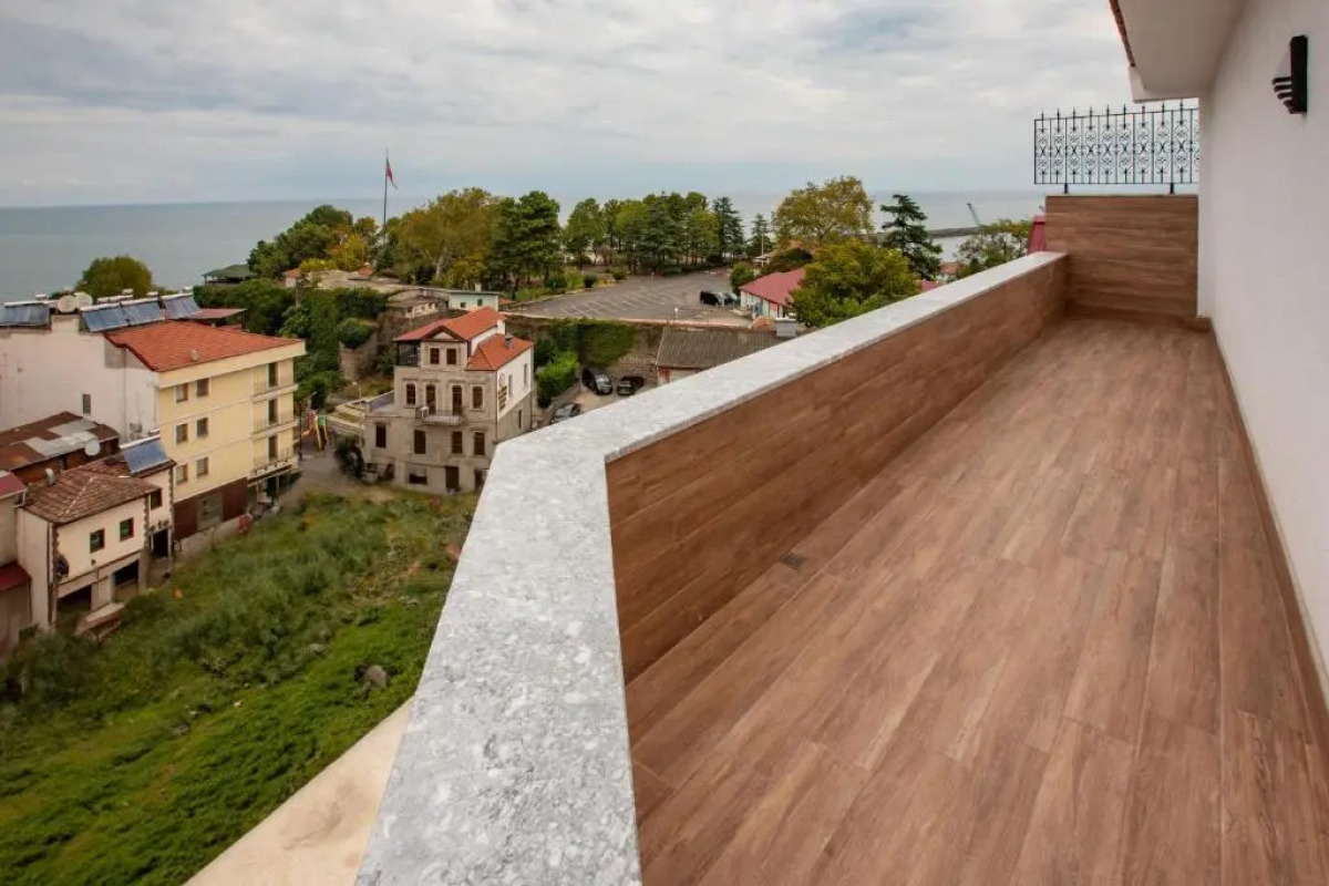 Grand Business Hotel