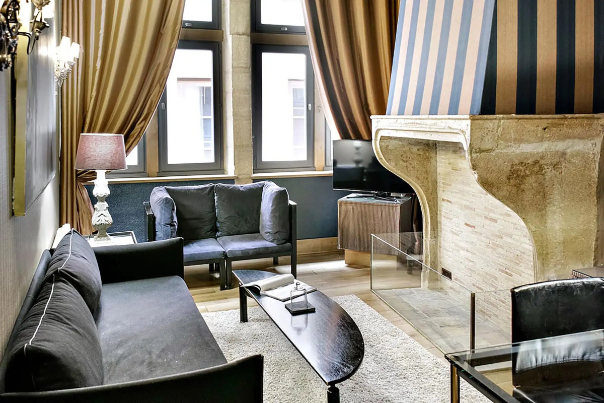 Cour des Loges Lyon, A Radisson Collection Hotel