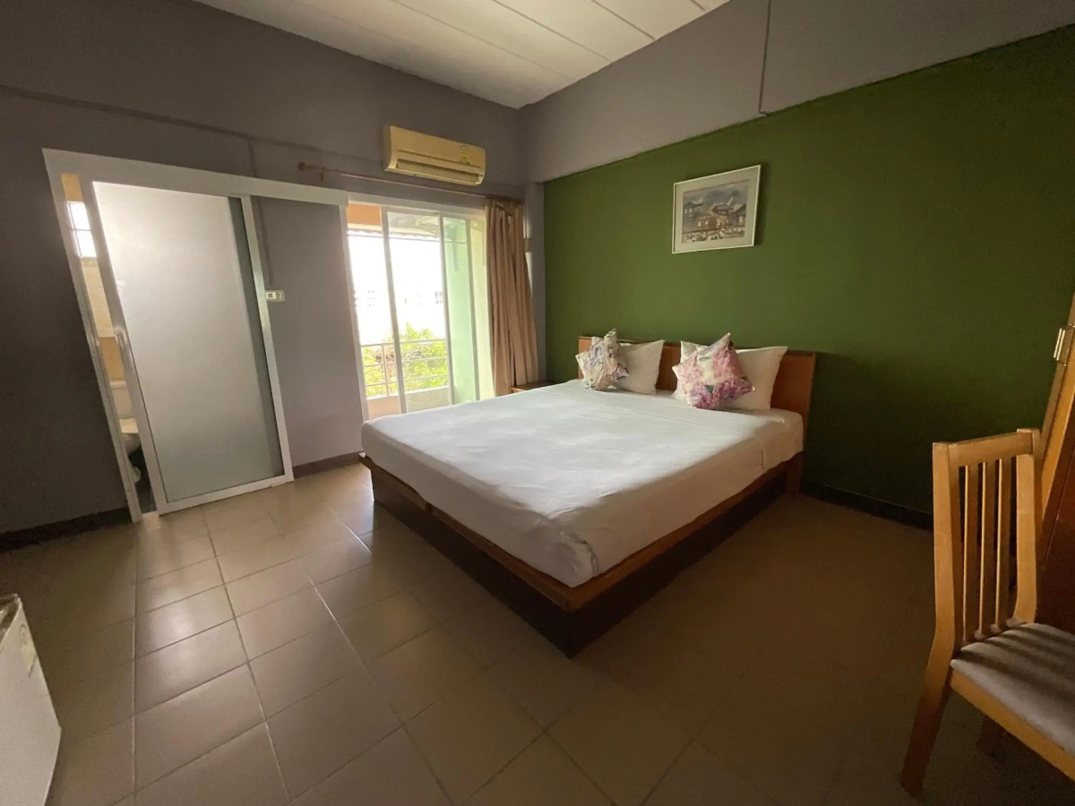 Plai & Herbs Suvarnbhumi Airport 