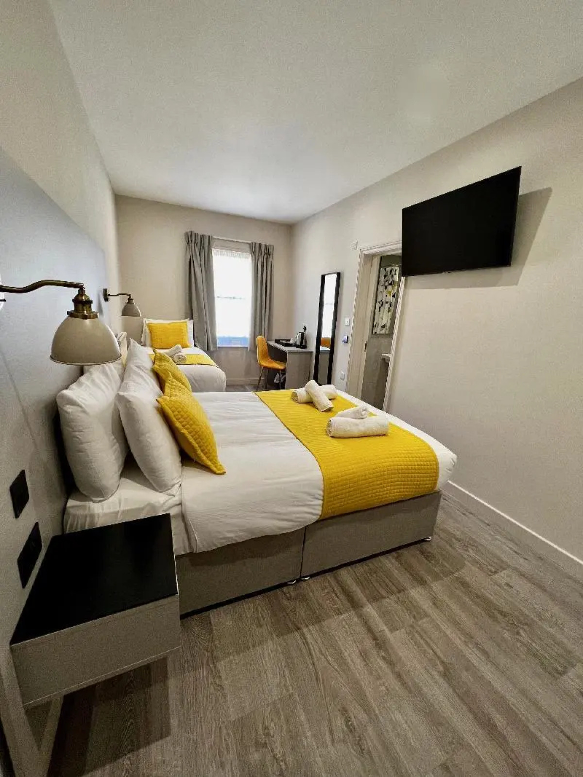 Pearl and Pebbles Hotel