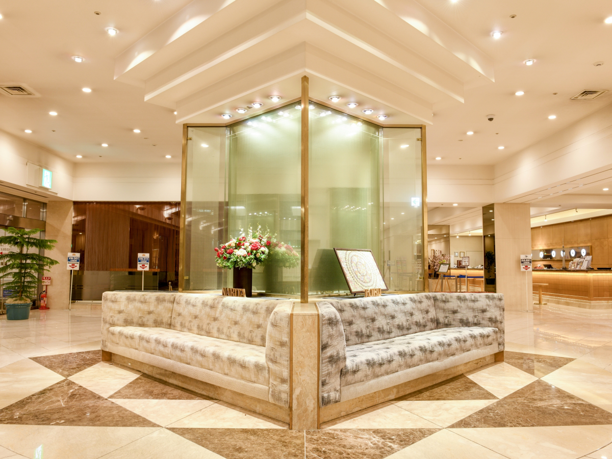 Отель Narita Tobu Hotel Airport