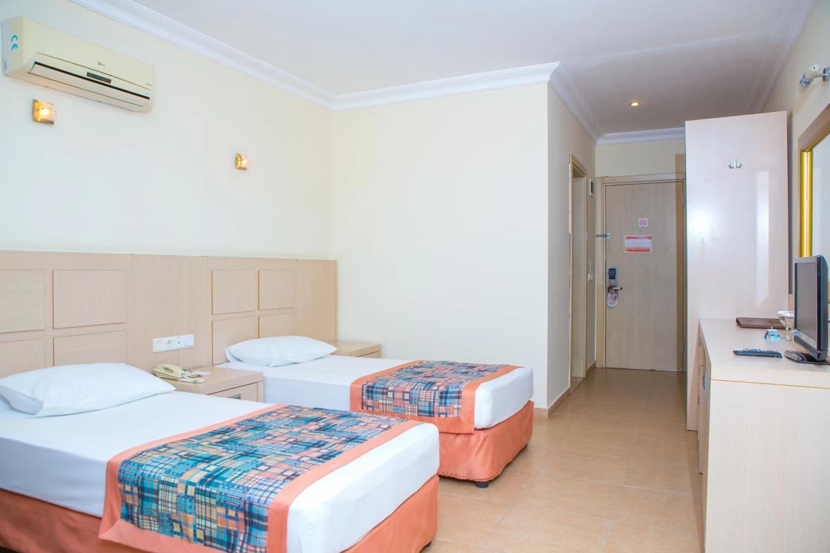 Gardenia Beach Hotel - All Inclusive