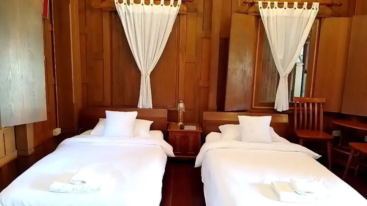 Luang Chumni Village