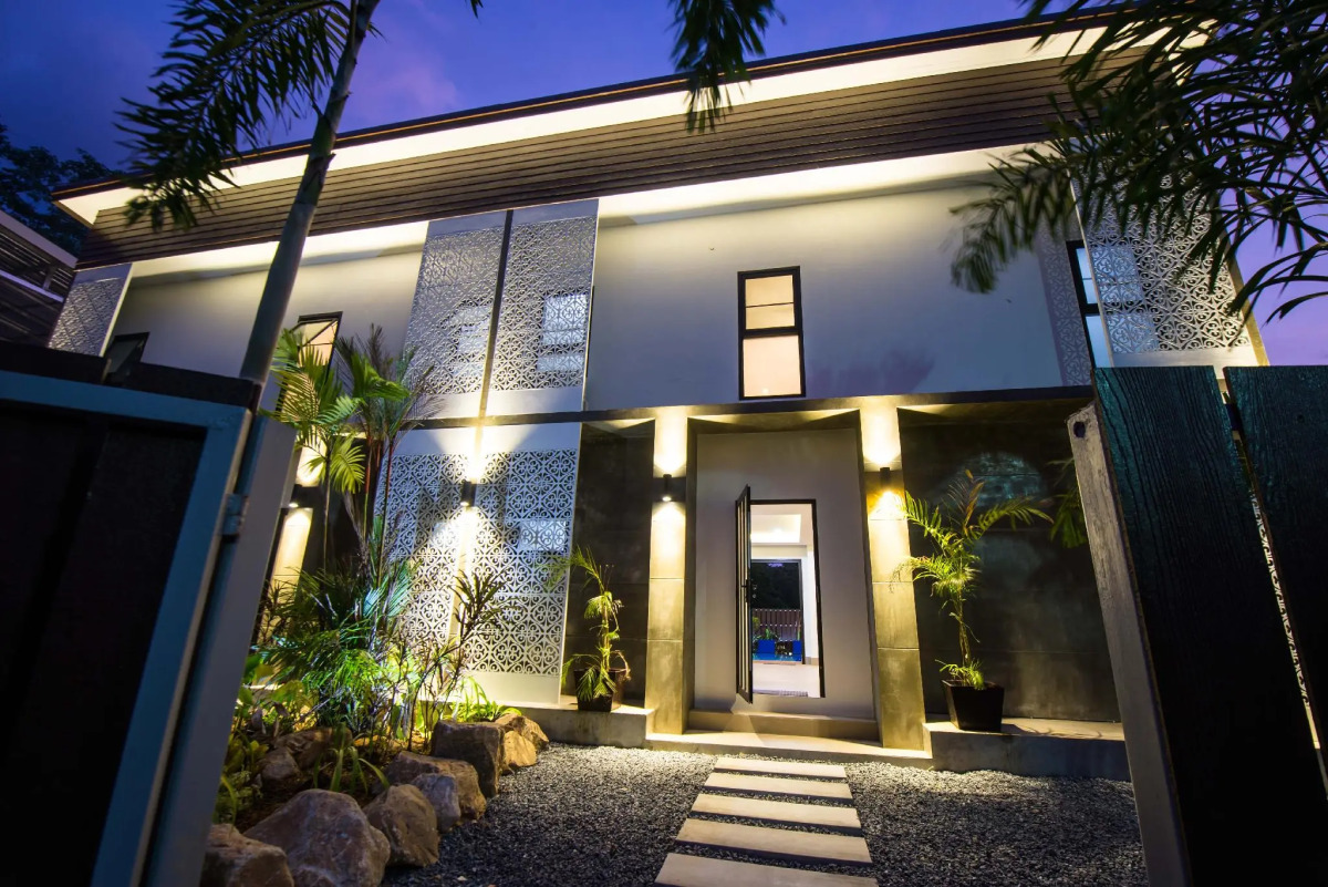 The Pearl Luxury Pool Villas