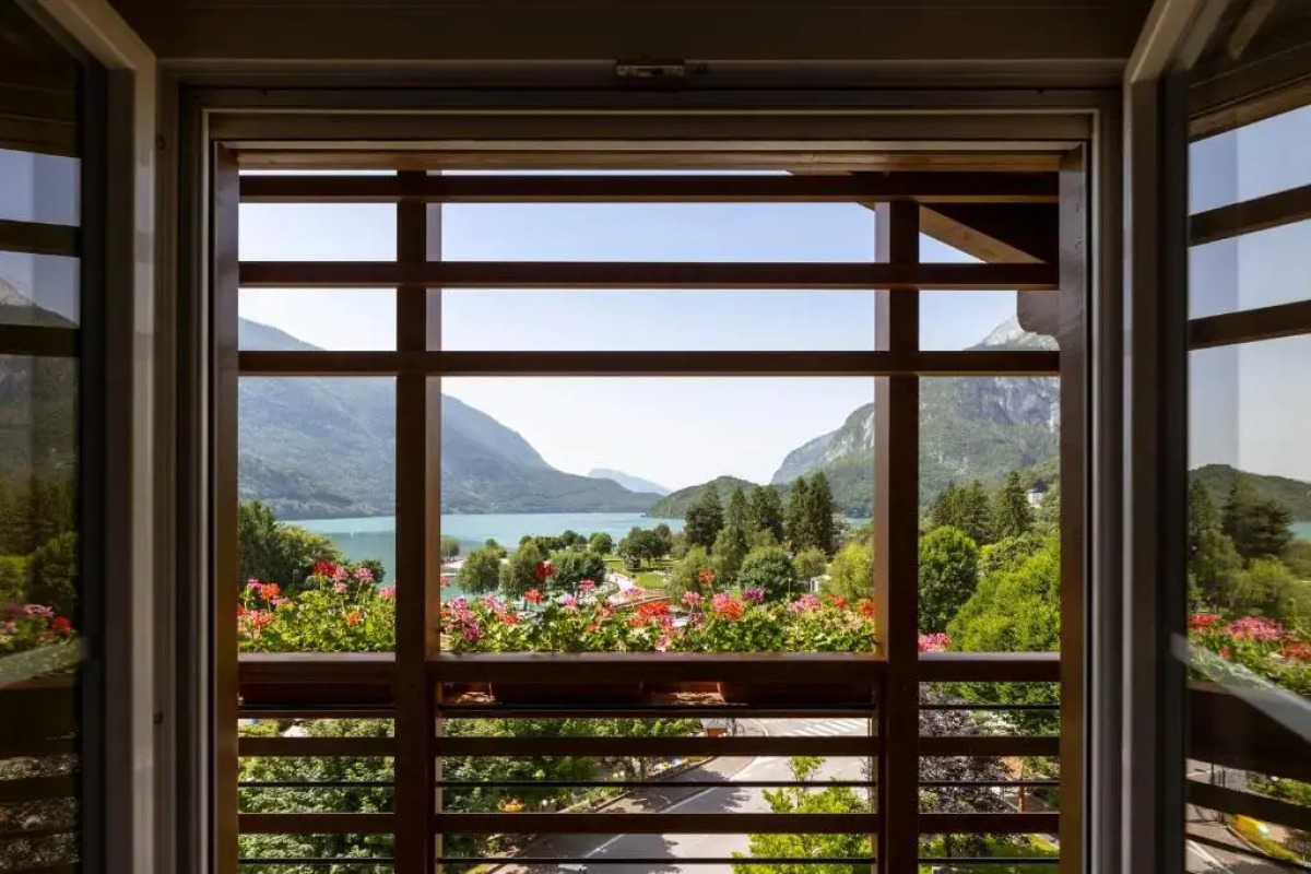 Lido Hotel & Apartments