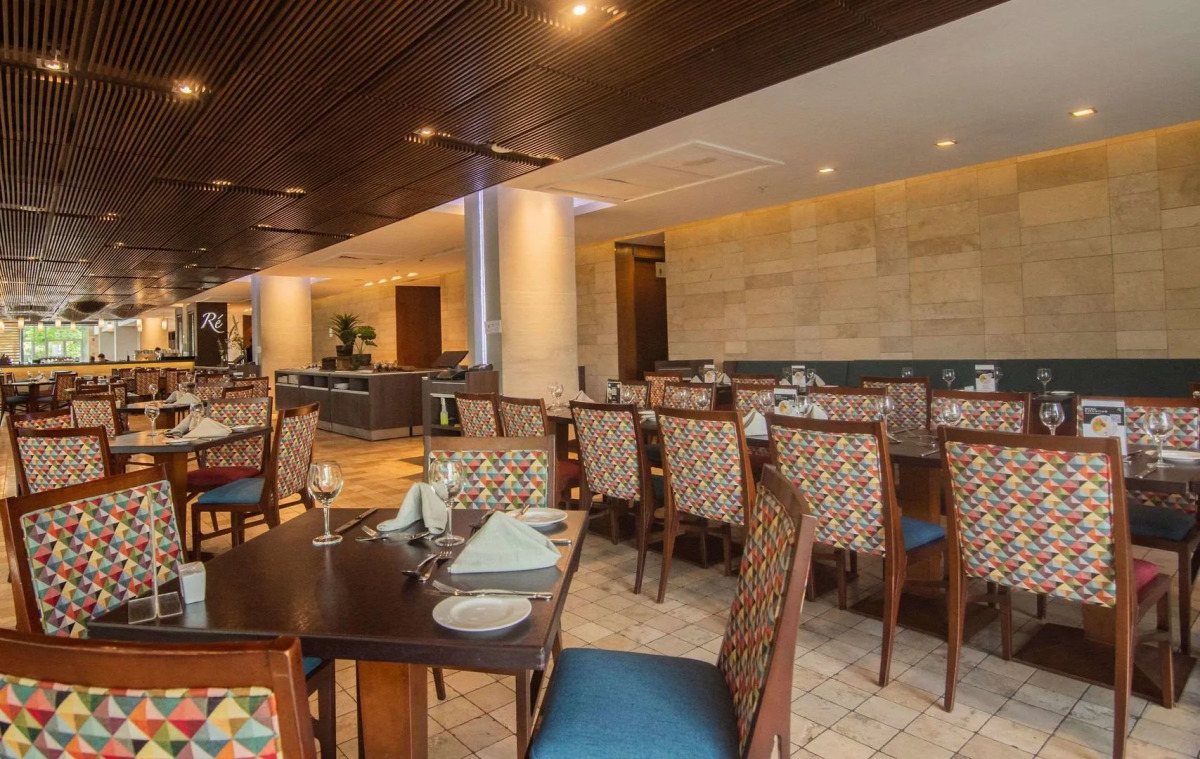 Radisson Blu Plaza El Bosque Santiago