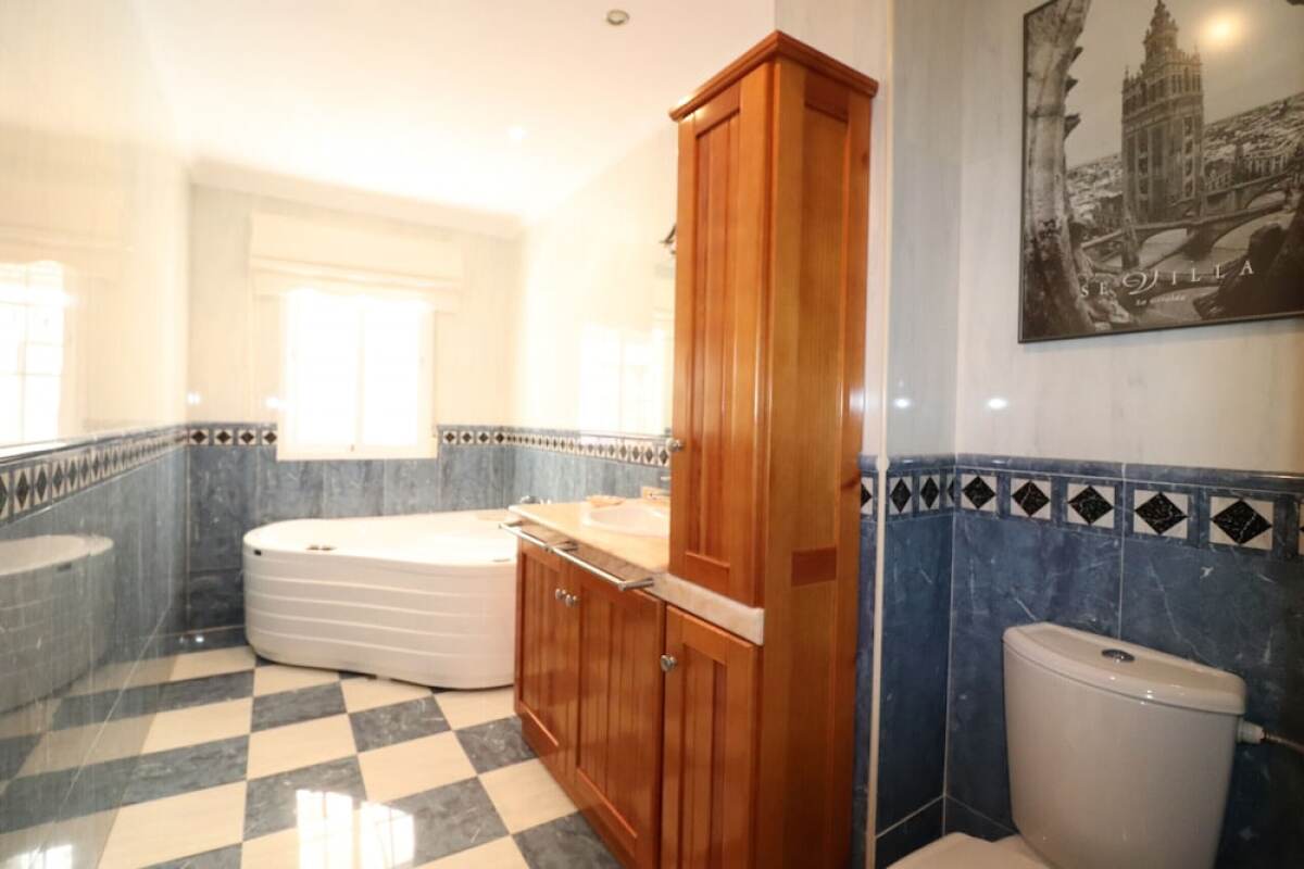 1080 Apartment Olivia