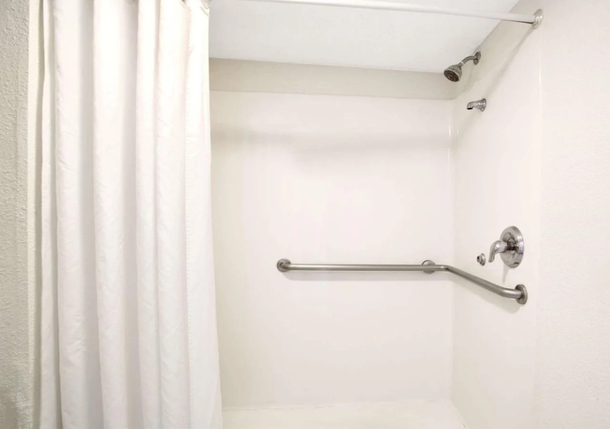 Super 8 by Wyndham Orlando International Drive