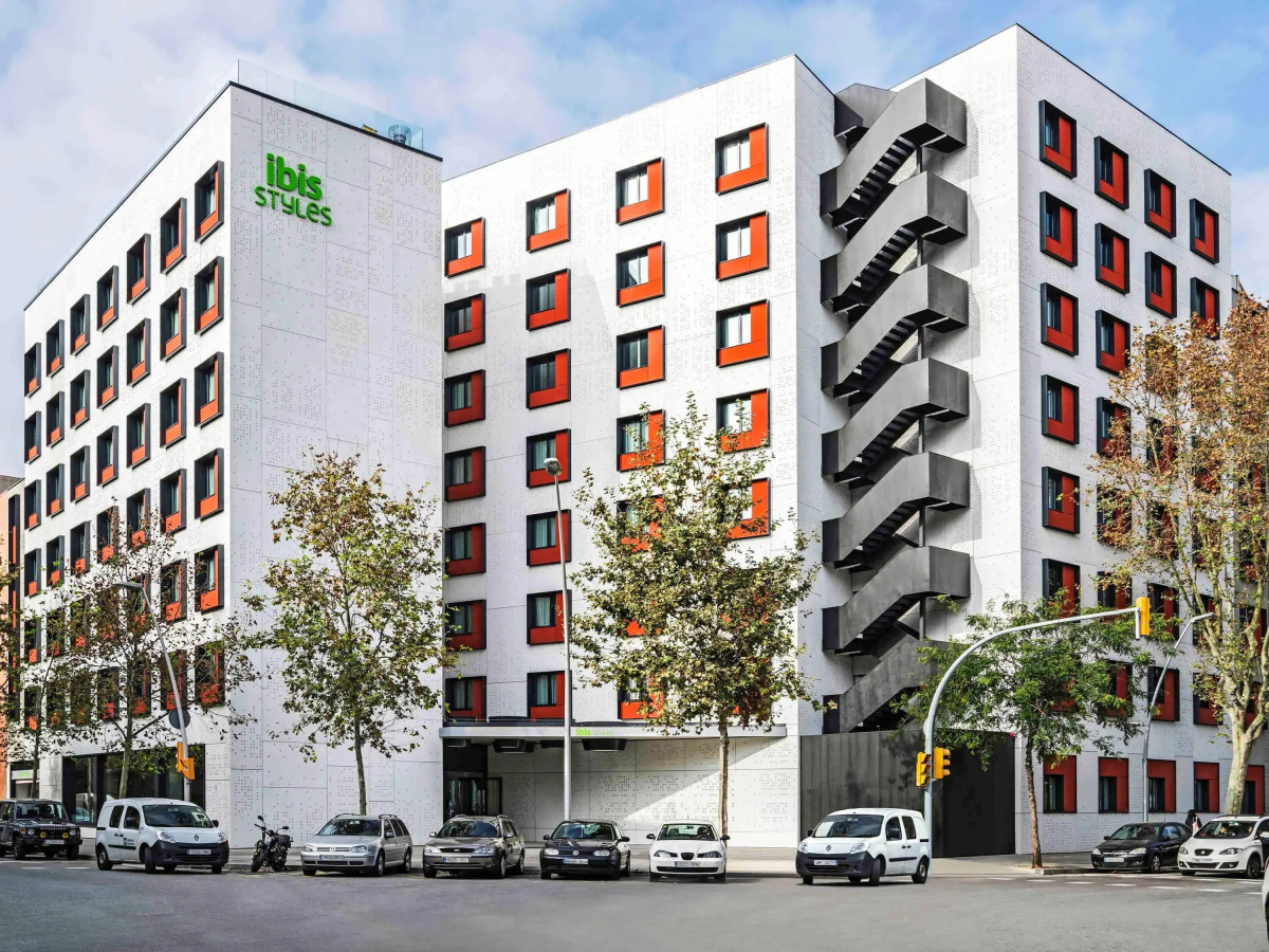 Отель ibis Styles Barcelona City Bogatell