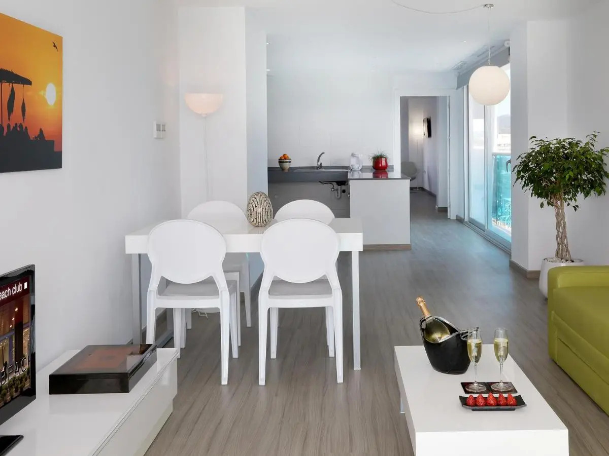 Отель AxelBeach Ibiza Spa & Beach Club - Adults Only Hotel