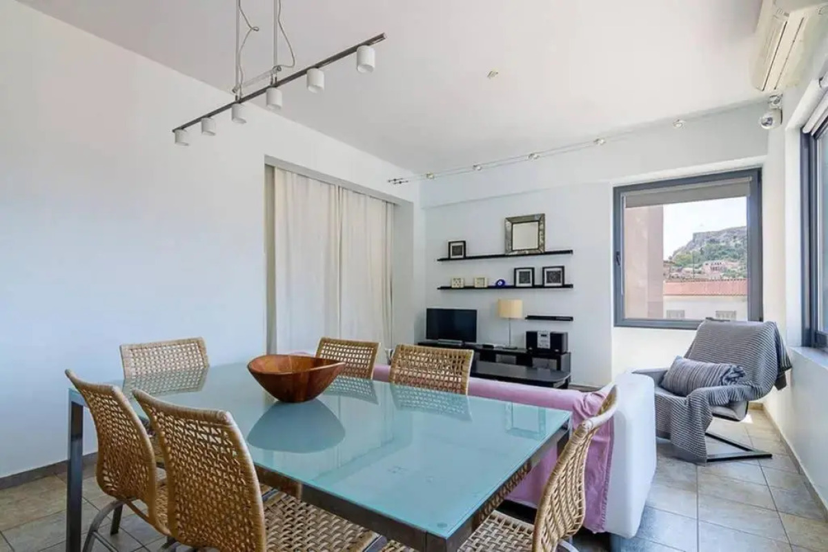 1bedroom house in the city center with great view