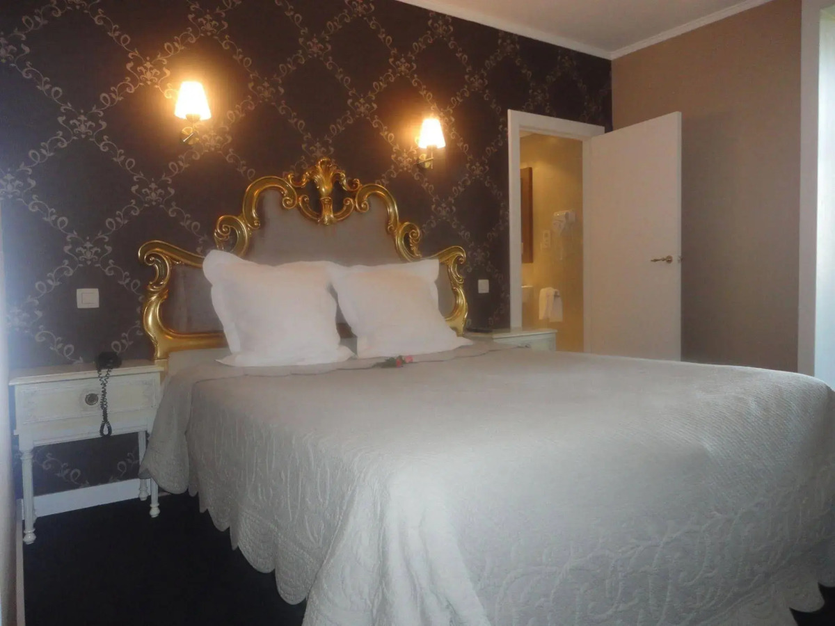 Hotel Lodewijk Van Male