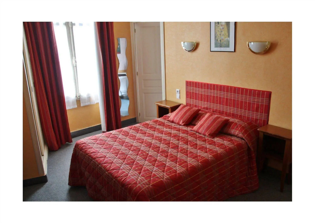 Hotel De France Et De Guise