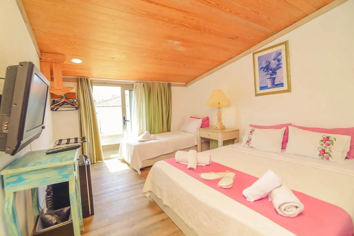 Alacati Asmalı Konak Otel