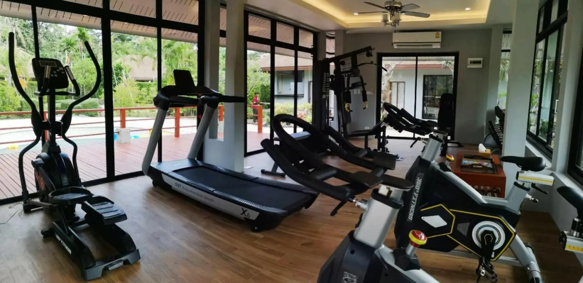 Lanta Sand Resort & Spa