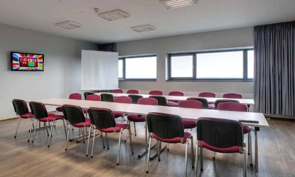 MEININGER Hotel Berlin Airport