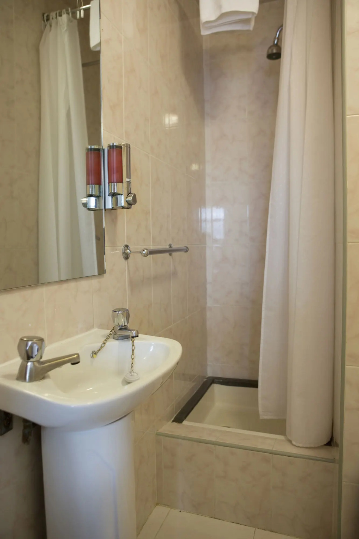 Abbey Court, Hyde Park Hotels